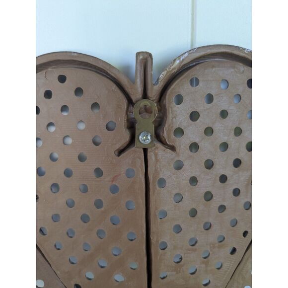 Vintage Burwood Faux Rattan Brown Wall Pocket - 2537 - Picture 4 of 8